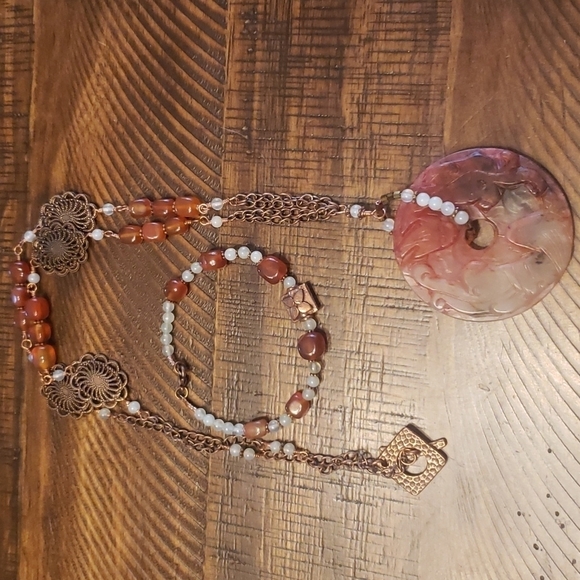 Carved carnelian copper necklace and with matching bracelet - Picture 3 of 7